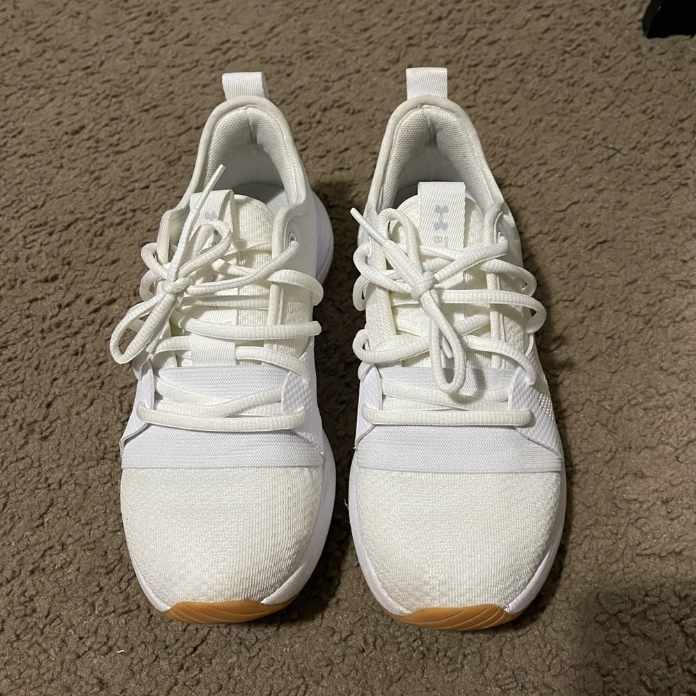 White Under Armour Tennis Shoes